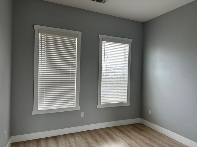 Photo - 31909 St Joseph Ln