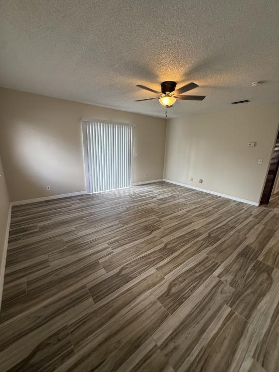 Photo - 6212 Horseshoe Ave