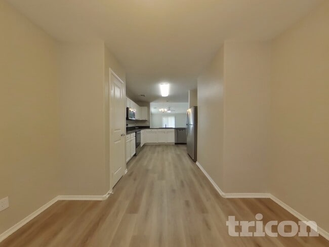 Photo - 13961 W Maui Ln