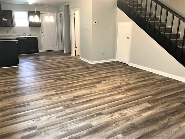 Building Photo - 918 Prater Rd Rental