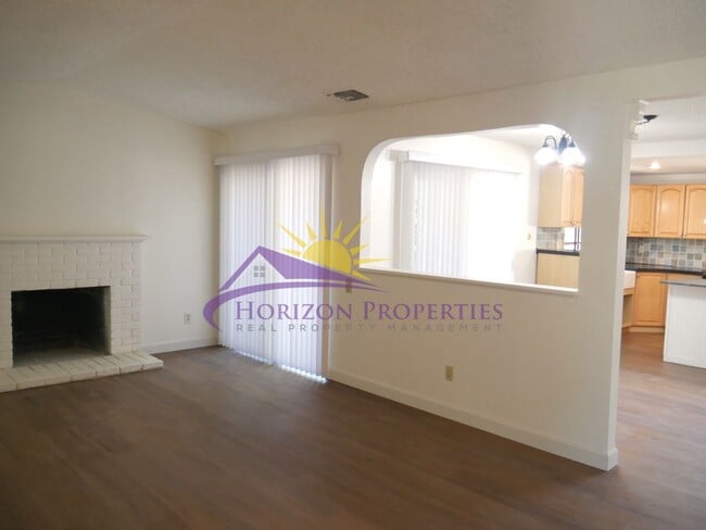 Photo - Open 4 Bed 2 Bath 1,407sqft Single Family Home