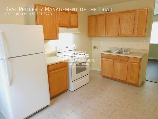 Photo - 4302 Parker St Unit G