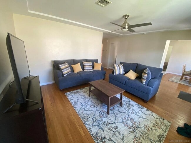 Photo - 5442 San Onofre Terrace