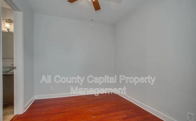 Photo - 2020 S Congress Ave