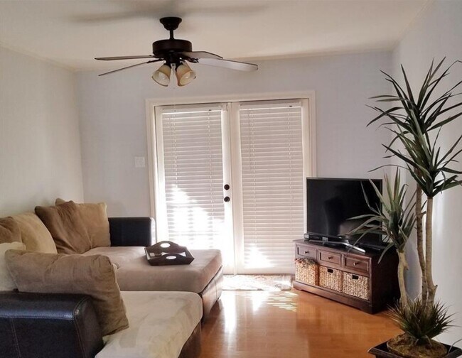 2744 Briarhurst Dr Unit 36