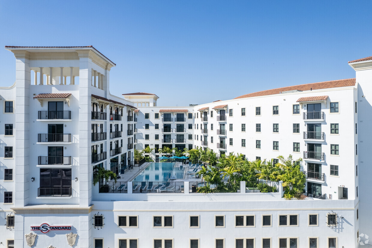 The Standard at Coral Gables-Student Housing - The Standard at Coral Gables-Student Housing