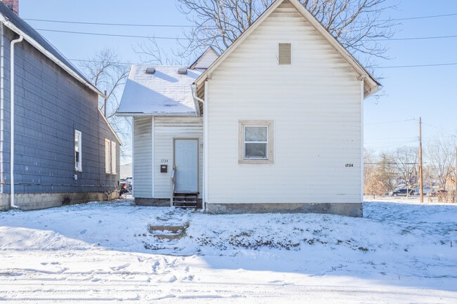 Photo - 1734 Olive St