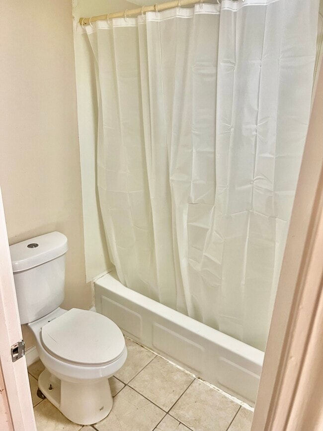 Photo - 105 Oak Island St Unit 2