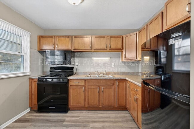 Photo - 9770 Scottdale Dr