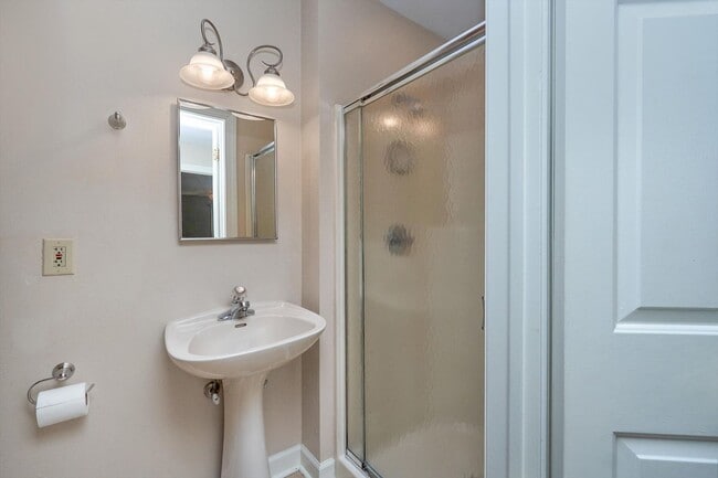 Photo - 2406 Jib Cir