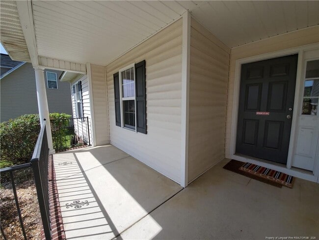 Photo - 1665 Kershaw Loop