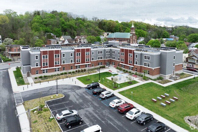 Photo - Veddersburg Apartments