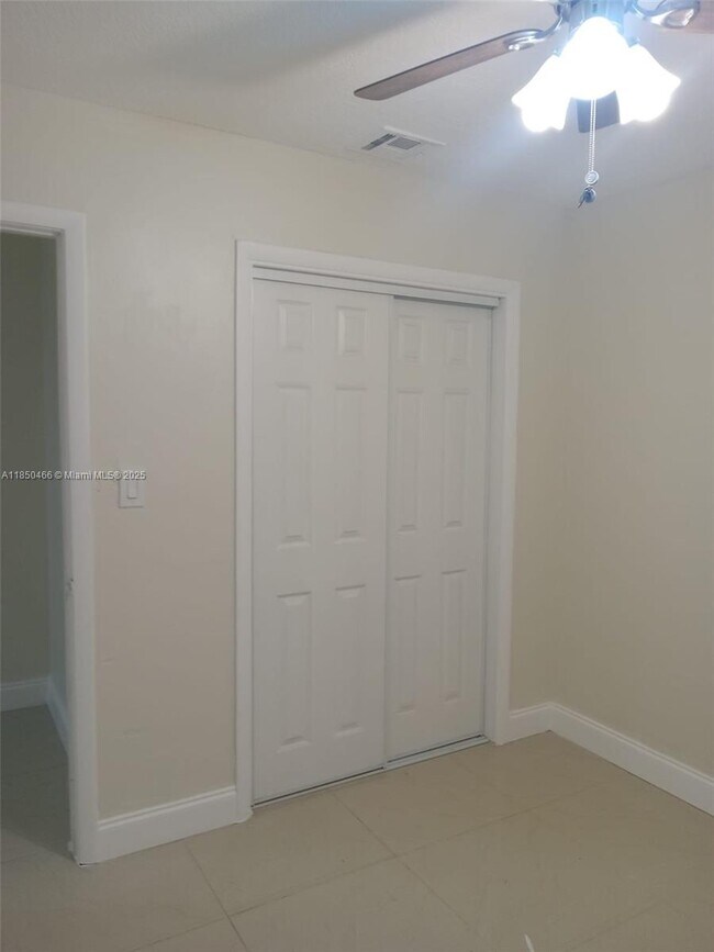 Building Photo - 2744 NW 13th St Unit A Rental