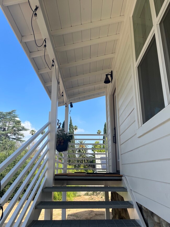 Patio - 732 Cedar Ave Unit 1.25