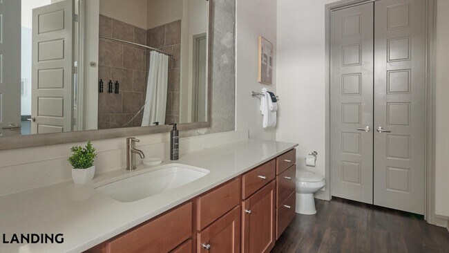 1711 Caroline St Unit 111