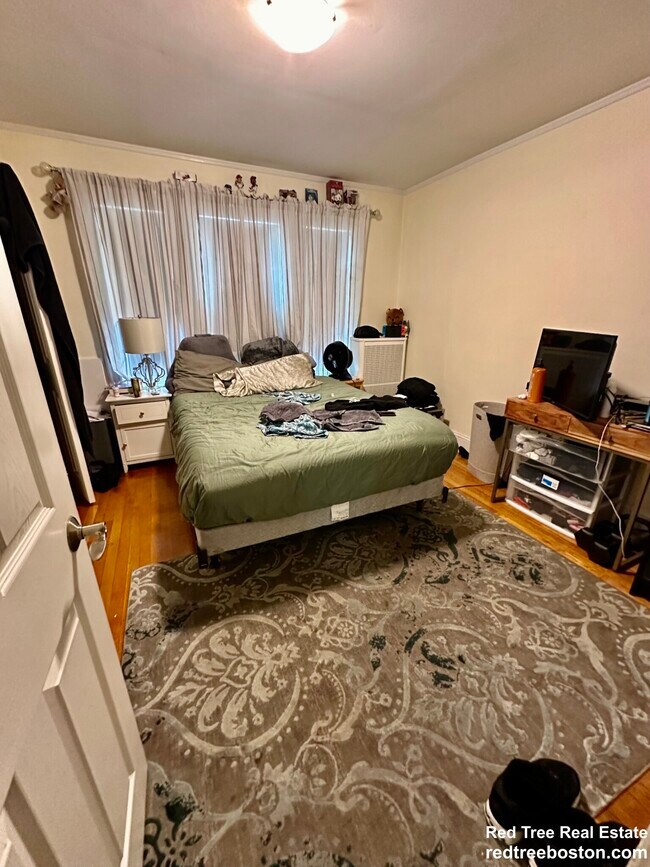 Photo - 62 Litchfield St