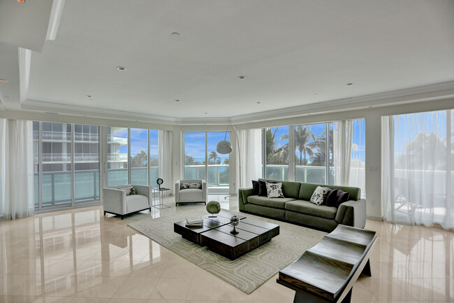 Photo - 10101 Collins Ave Unidad 4E Rental