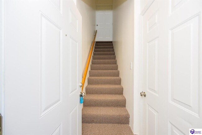 Photo - 113 College Street Rd Unit Apt E