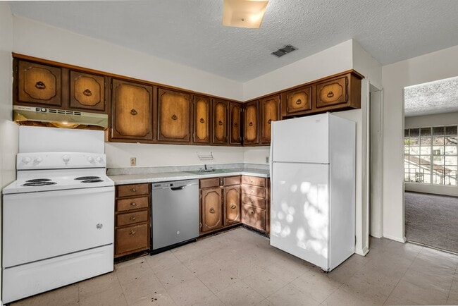 Photo - 26944 E Main St Unidad 7