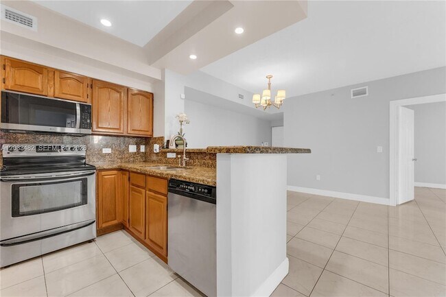 Photo - 2400 E Preserve Way Unidad 101