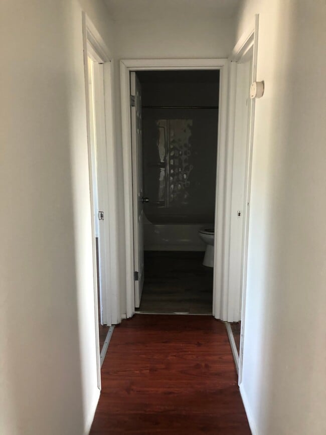 1928 E 56th St Unit 15