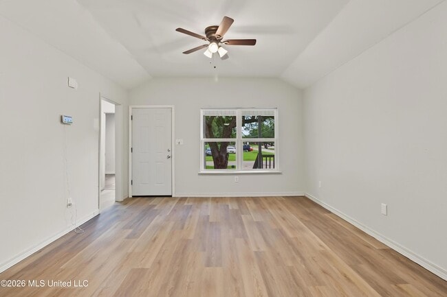 2001 43rd Ave