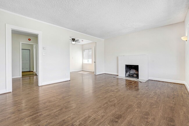Photo - 11145 Central Ave