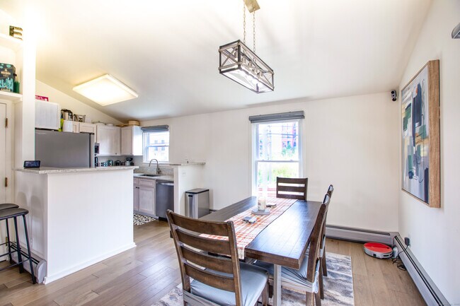 Photo - 32 Pine St Unit APT 27