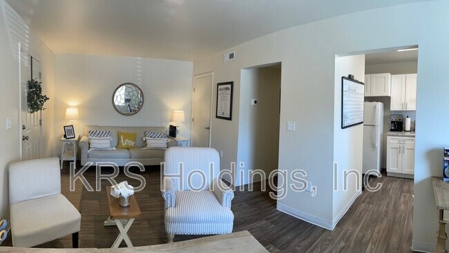 Building Photo - 1121 Stainback St Unit 2104