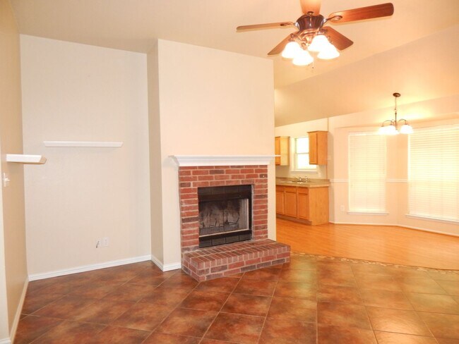 Photo - Flint Address-Whitehouse Schools! Beautifu...