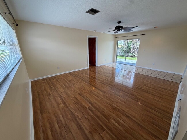 Photo - Indialantic 2 Bedroom Home with 2 car garage!