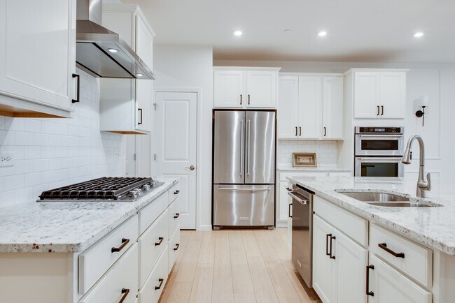 Photo - 1205 Josiah Rd