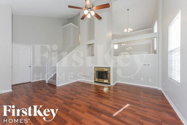 Photo - 609 Rosehill Dr