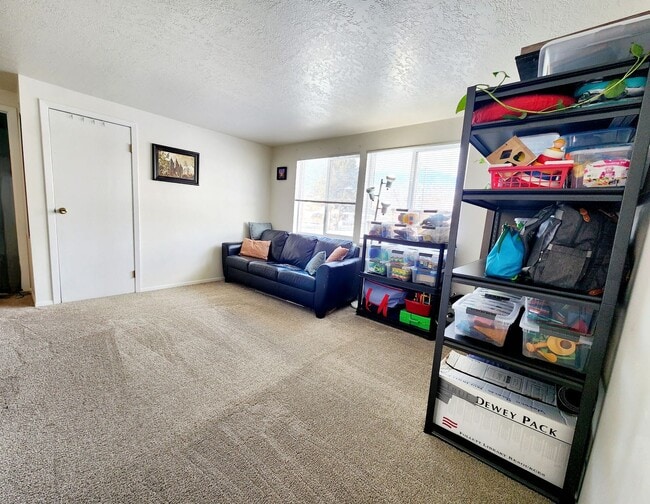 1026 N 1300 W St