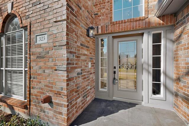 Photo - 325 Crooked Creek