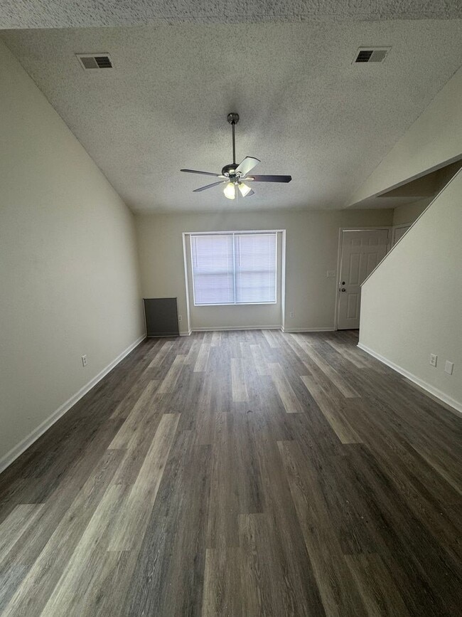 Photo - 2012-2014 Arlene Dr. Unit 2014 Arlene Dr.