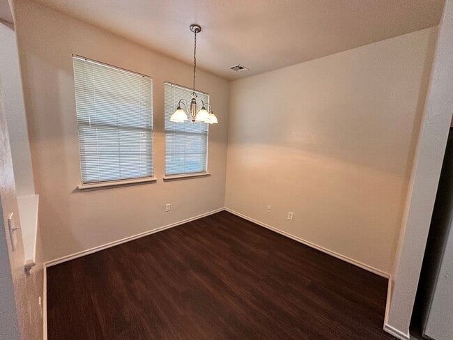 Photo - 212 Chalmette Dr Unit 212-2
