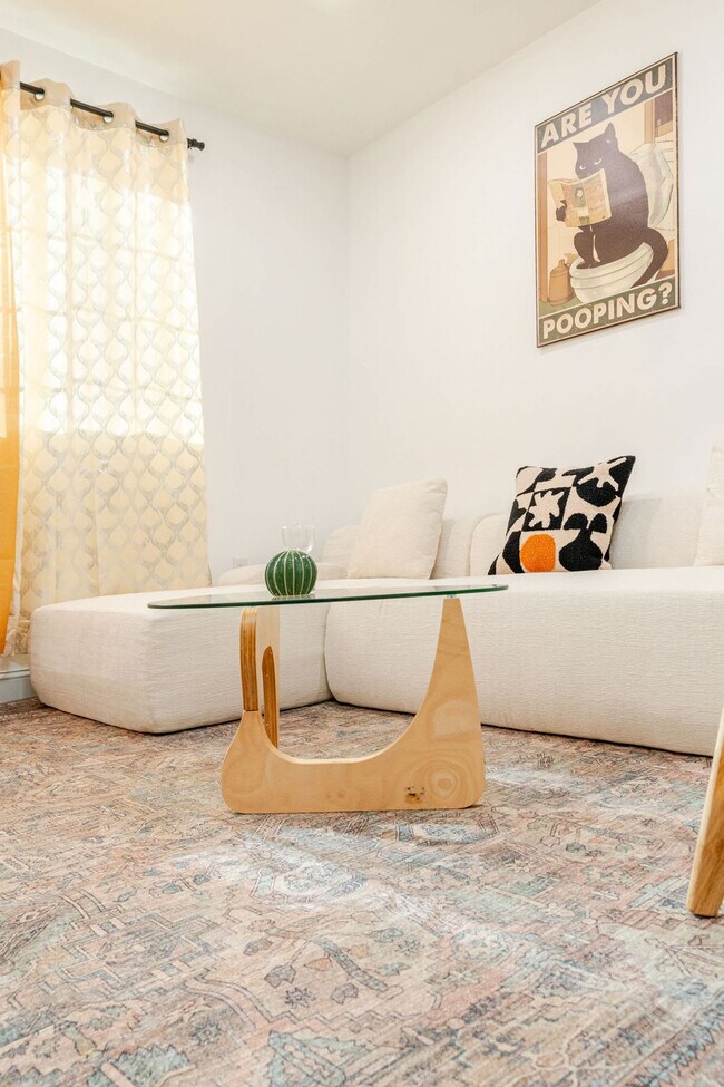 Photo - 1384 Ridge Ave Unidad ID1314960P