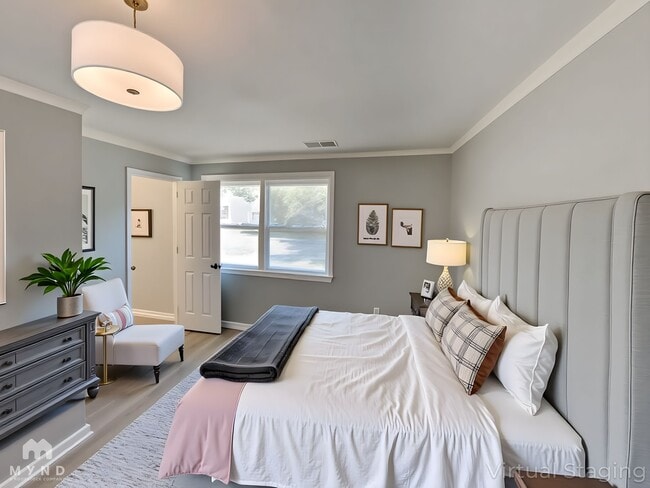 Photo - 3026 Bellaire Dr