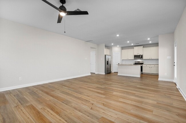 Photo - 1006 Whispering Winds Dr