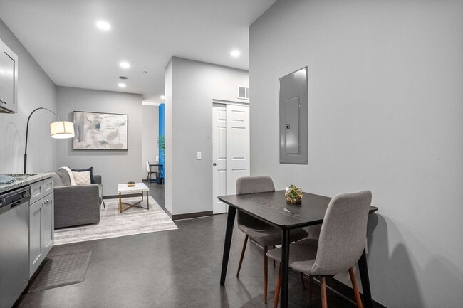 Photo - 800 Penn Ave Unit ID1075239P