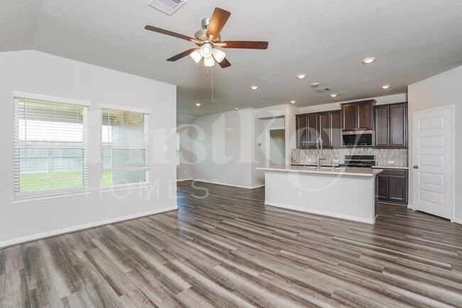 Photo - 1011 Barstow Dr