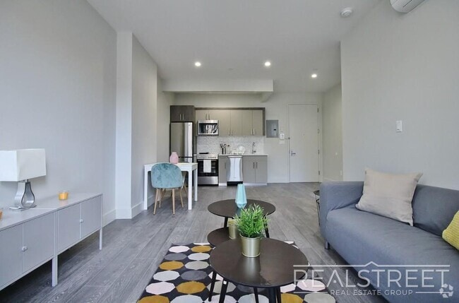 Building Photo - Giant 1 BED in Bushwick! Unit 3C Rental