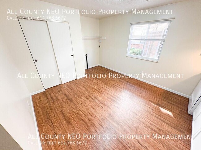 Photo - 233 Hamilton Ave