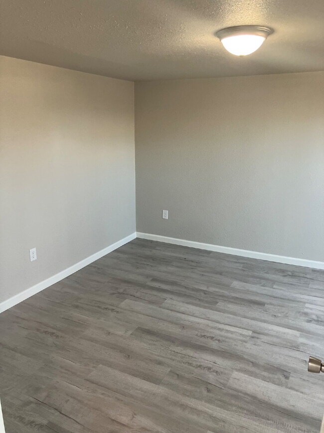 Photo - Now Leasing – Fully Renovated 1 Bed / 1 Ba... Unit 7