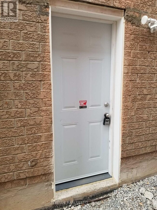 Photo - 26 Senwood St