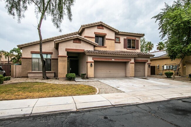 Photo - 3610 SFT, 3 car garage, 4 bed 3.5 bath in ...