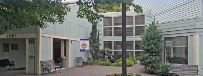 Jason Lee Manor Apartments For Rent in Salem, OR | ForRent.com