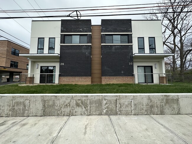 Front - 26 Wilcox St