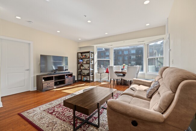 Photo - 20 Ave at Port Imperial